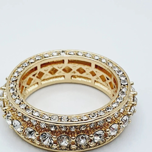 🔥Eternity Band 18K Gold Plated Cubic Zircon Engagement Rings forWomen,UNVN12364 - Picture 8 of 15